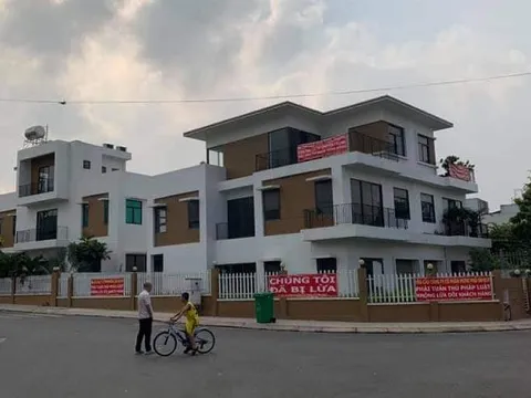 Hưng Phú Invest bị tố lừa dối khách hàng của mình như thế nào?