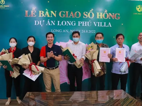Trần Anh Group tổ chức lễ bàn giao sổ hồng đợt 1 dự án Long Phú Villa