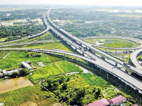 Hạ tầng mở lối, bất động sản vùng ven hưởng lợi