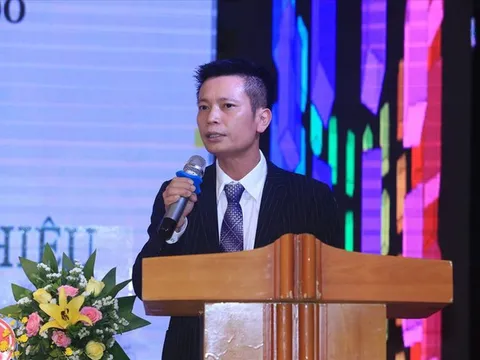 Vụ ĐH Đông Đô cấp bằng giả: Thu giữ nhiều tiền Việt, USD của kẻ đang bỏ trốn